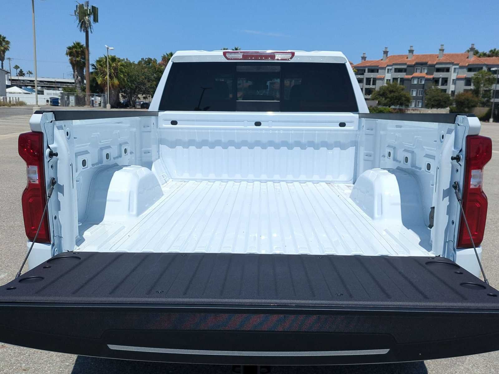 New 2026 Chevrolet Silverado 1500 RST w/ Convenience Package II AWD/4WD image 25