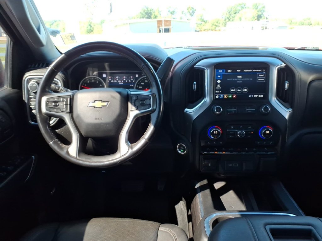 Used 2022 Chevrolet Silverado 1500 LTZ w/ Technology Package AWD/4WD image 14
