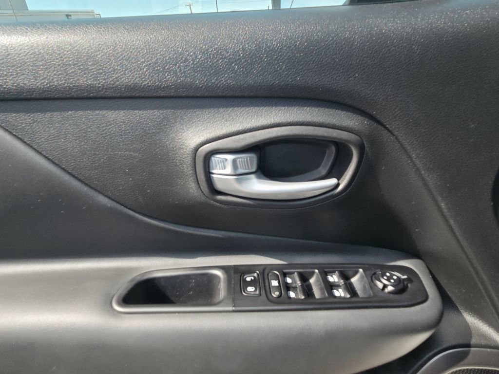 Certified 2023 Jeep Renegade Latitude image 20