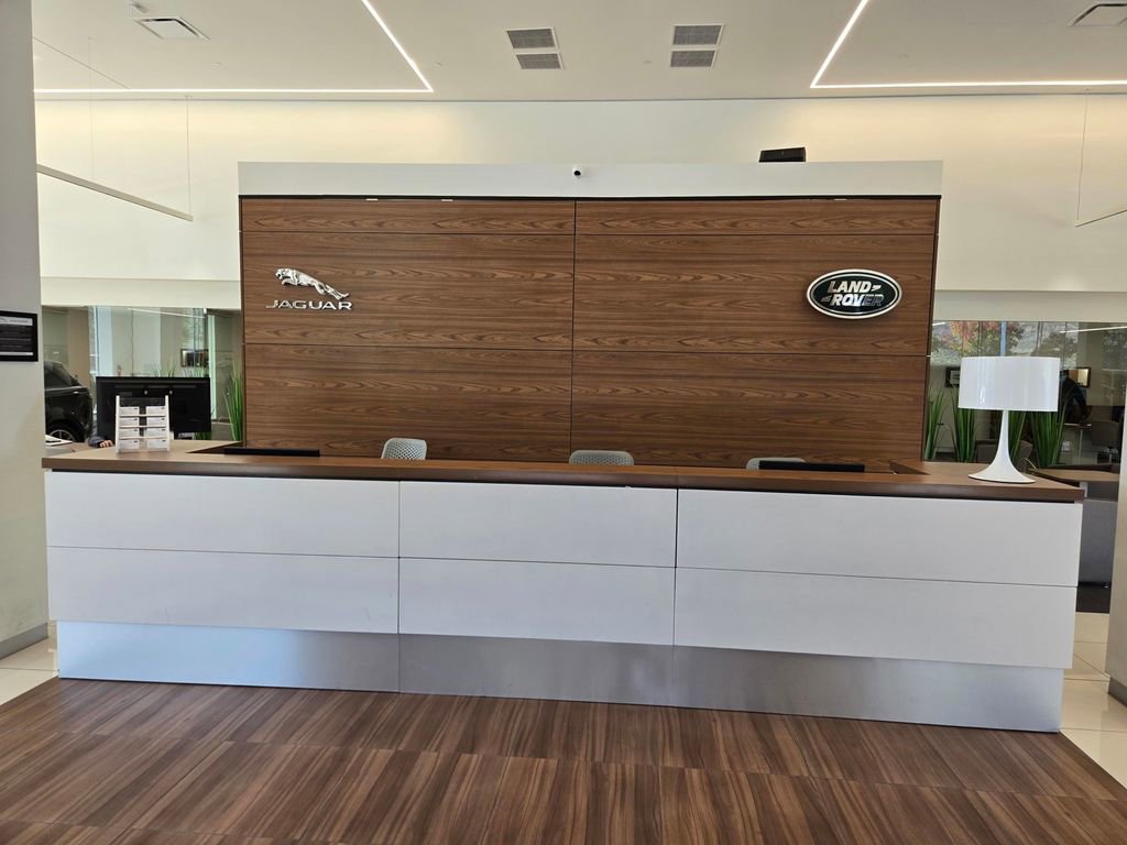 New 2026 Land Rover Range Rover SE AWD/4WD image 33