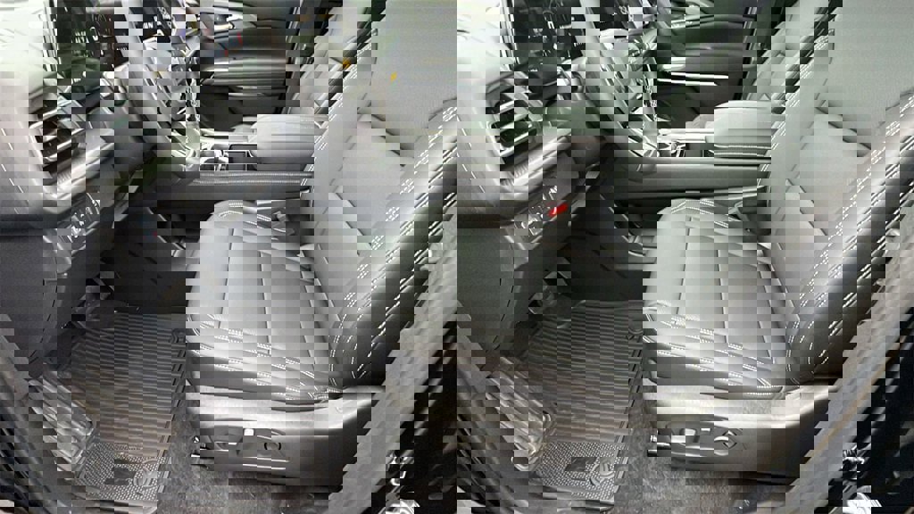 New 2026 Chevrolet Traverse LT w/ Driver Confidence Package image 13