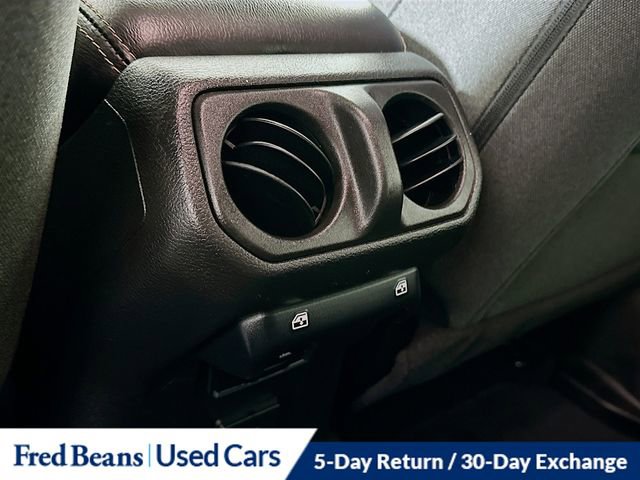 Used 2025 Jeep Wrangler Unlimited Sahara image 25