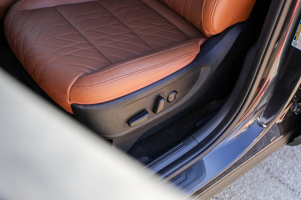 Used 2025 Kia Telluride EX X-Line image 8