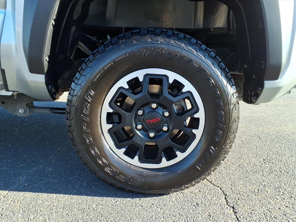 Used 2024 Toyota Tacoma TRD Off-Road image 21