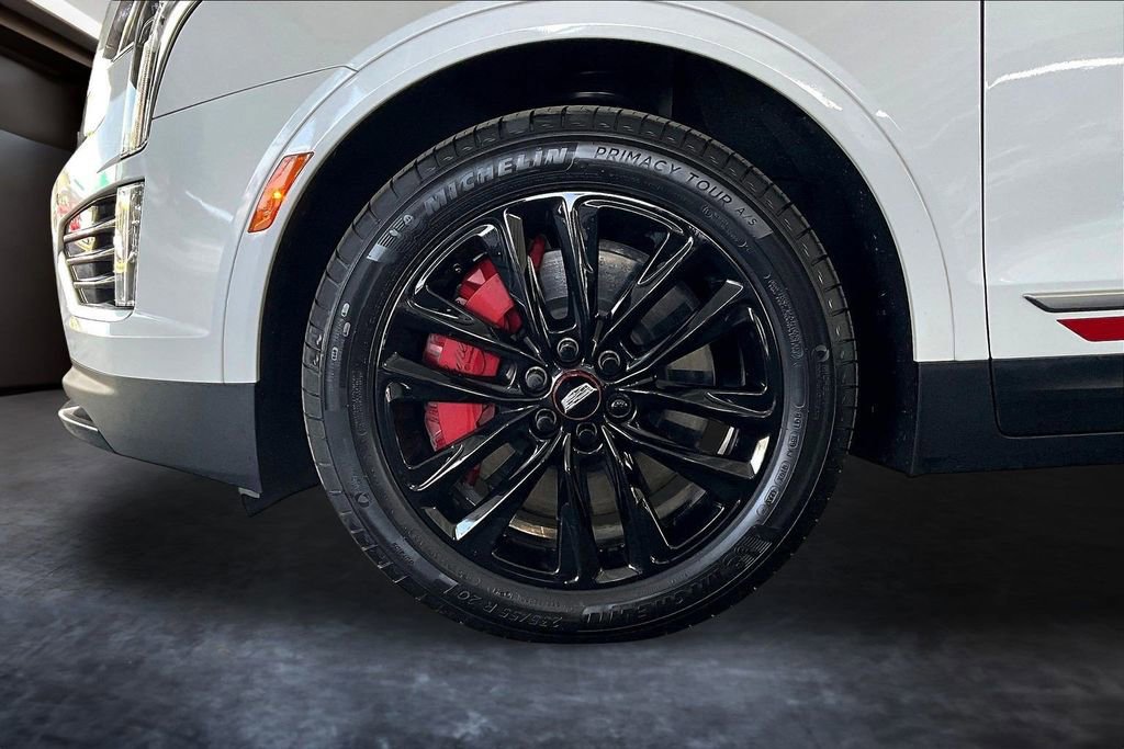 Certified 2024 Cadillac XT4 Premium Luxury AWD/4WD image 34