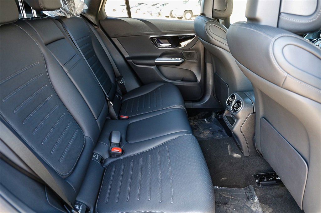 New 2025 Mercedes-Benz GLC 350e 4MATIC image 18