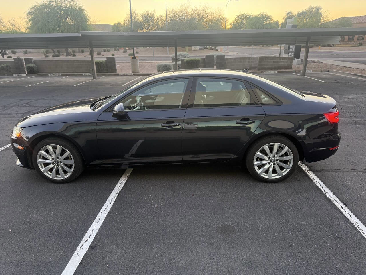 Used 2017 Audi A4 2.0T Ultra Premium FWD image 4