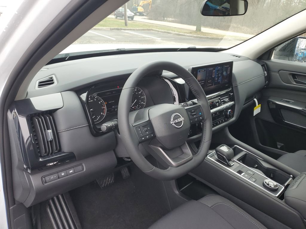 New 2026 Nissan Pathfinder SV AWD/4WD image 12