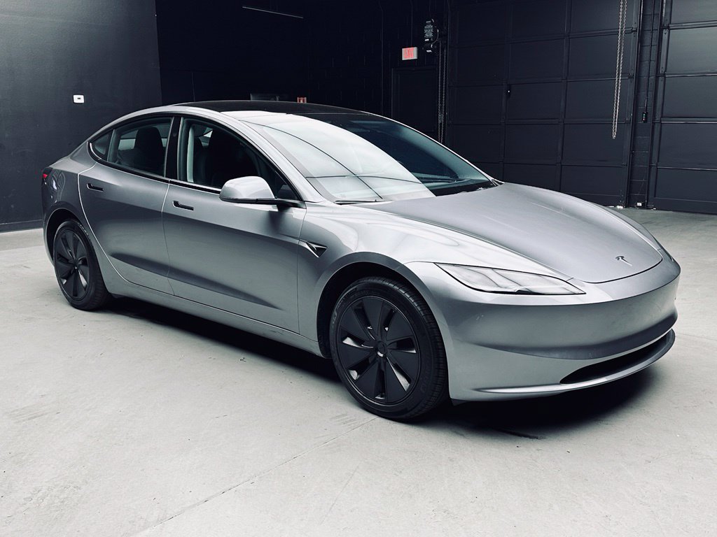 Used 2025 Tesla Model 3 Long Range RWD image 8