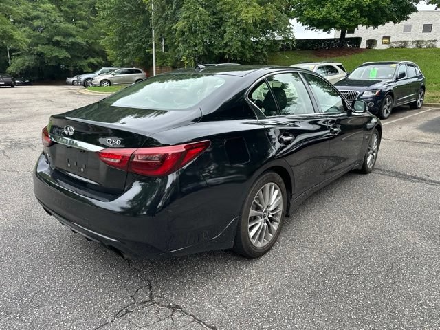 Used 2018 INFINITI Q50 Luxe w/ Essential Package (3.0T Luxe) AWD/4WD image 5