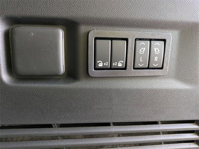 New 2026 Chevrolet Tahoe High Country image 30