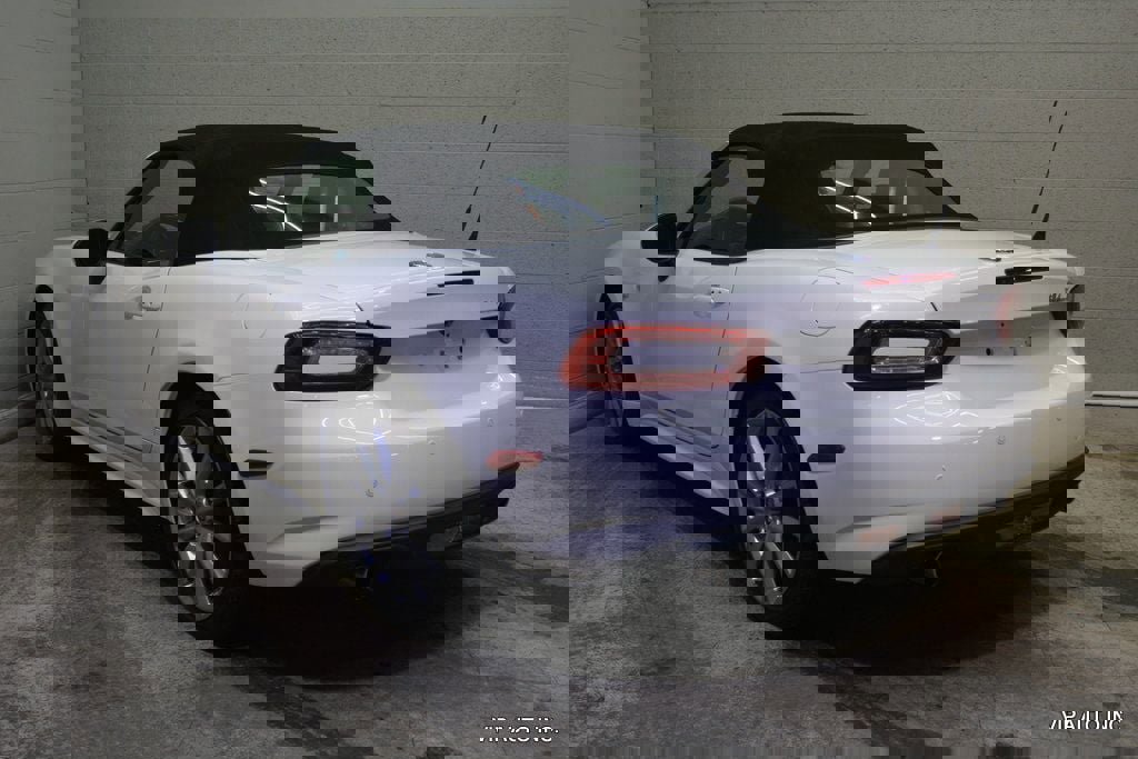 Used 2017 FIAT 124 Spider Lusso image 5