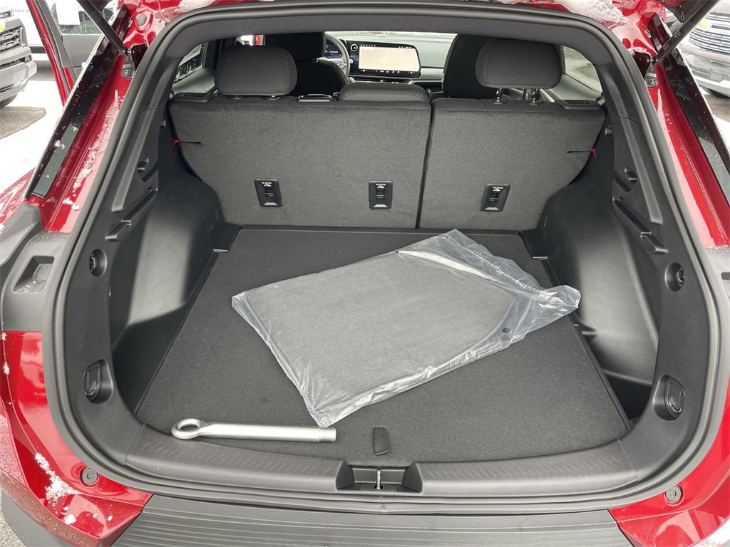 New 2026 Chevrolet Equinox EV LT image 22