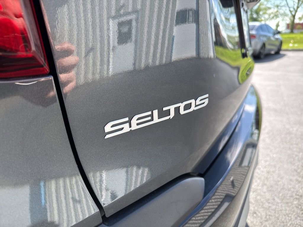 Used 2024 Kia Seltos S AWD/4WD image 11