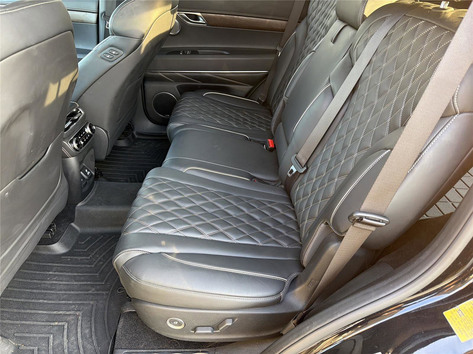 Used 2021 Genesis GV80 3.5T w/ Prestige Package 07 image 14