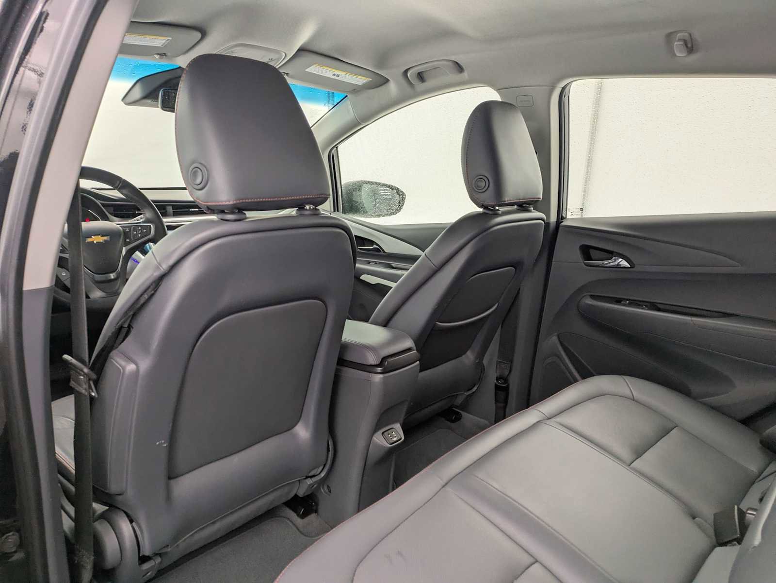 Used 2017 Chevrolet Bolt Premier w/ Driver Confidence II Package image 18