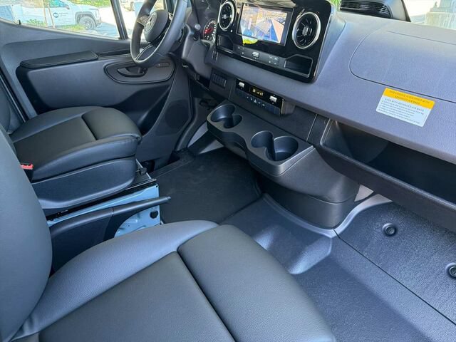 New 2026 Mercedes-Benz Sprinter 2500 image 15