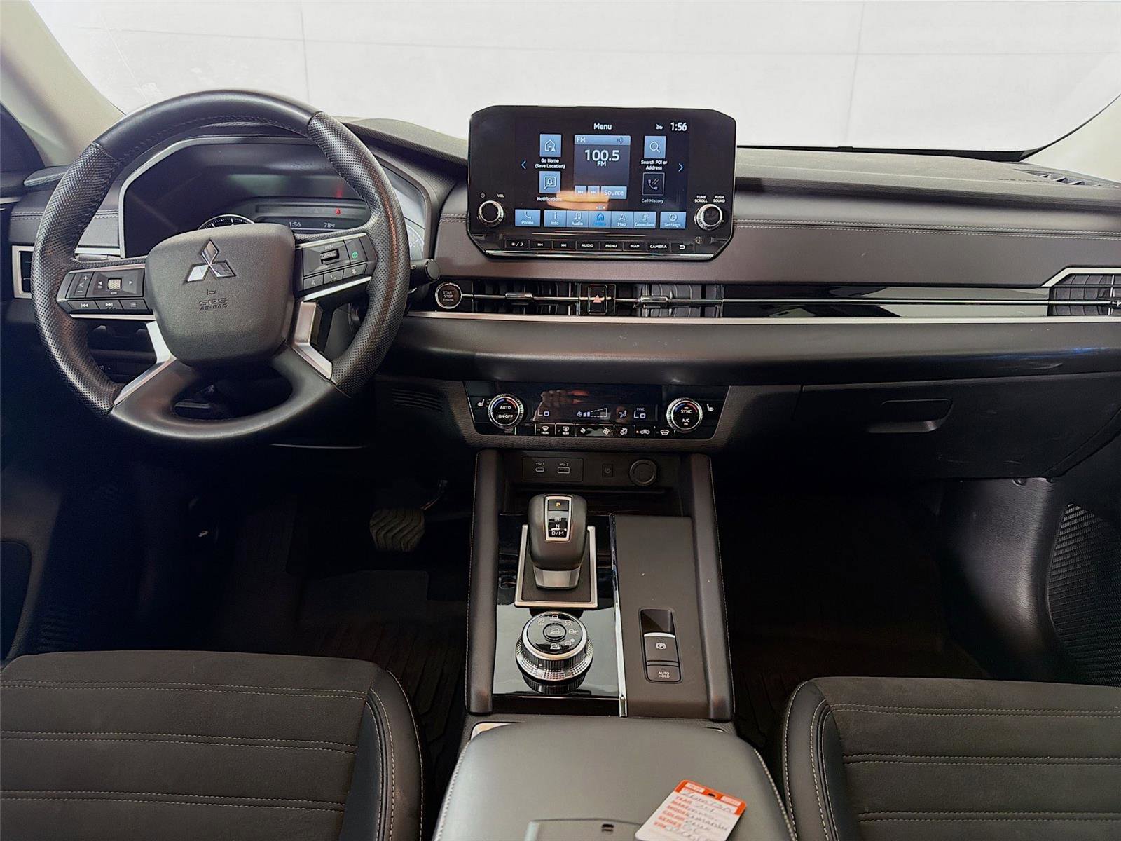 Used 2024 Mitsubishi Outlander SE image 23