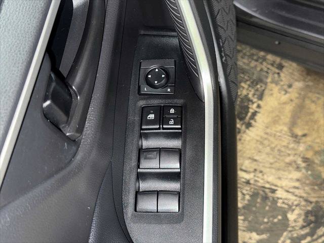 Certified 2020 Toyota RAV4 LE w/ All Weather Liner Package AWD/4WD image 22