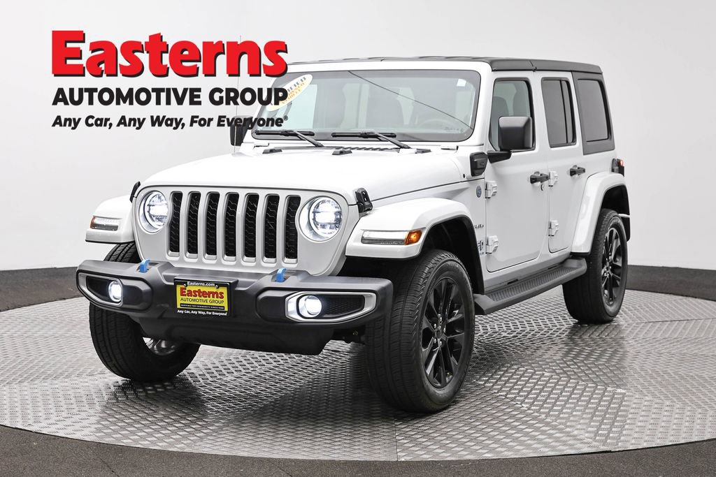 Used 2023 Jeep Wrangler Unlimited Sahara AWD/4WD image 1