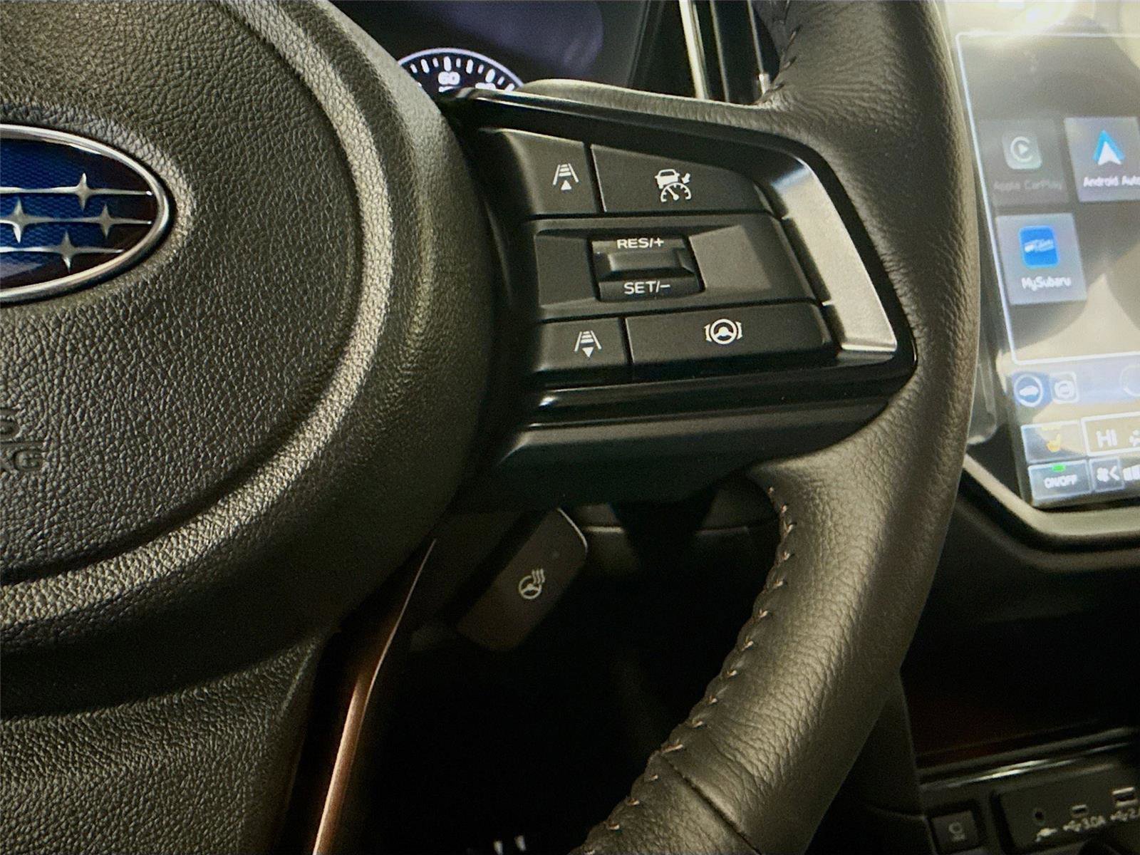 New 2026 Subaru Ascent Limited Bronze image 34