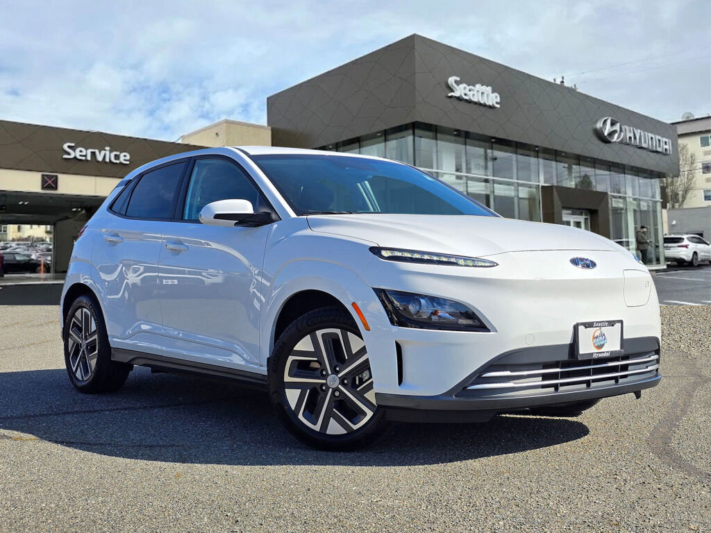 Used 2023 Hyundai Kona SE w/ Cargo Package