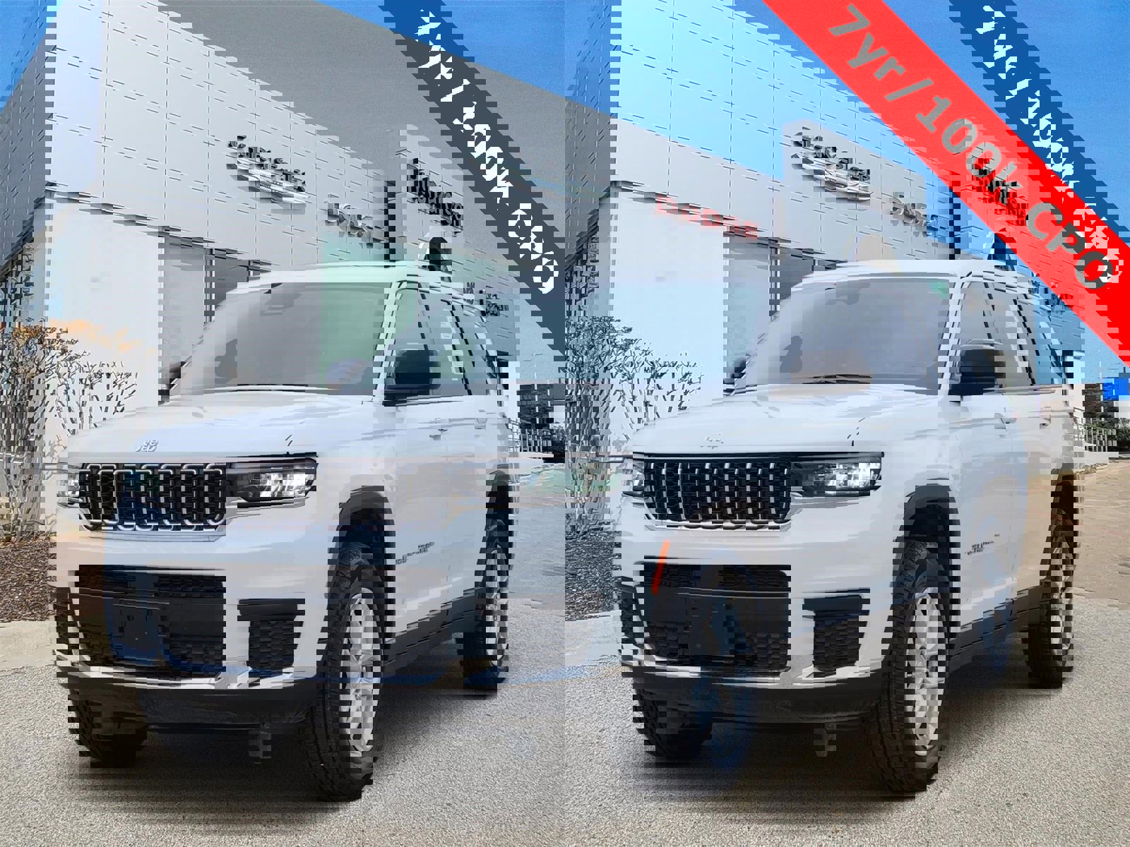 Used 2024 Jeep Grand Cherokee L Laredo image 2