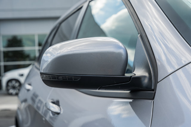 Used 2019 Jeep Cherokee Latitude Plus AWD/4WD image 15
