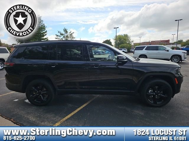 Used 2022 Jeep Grand Cherokee L Laredo image 4