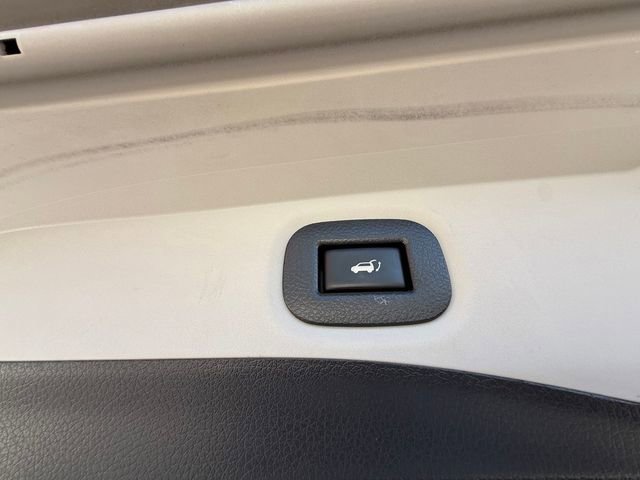 Used 2017 Nissan Rogue SL w/ SL Premium Package image 37