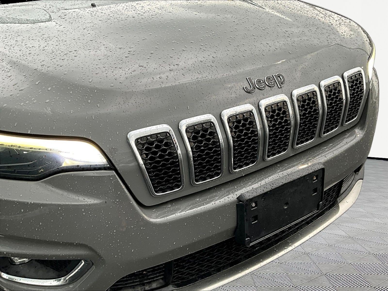 Used 2019 Jeep Cherokee Limited AWD/4WD image 32