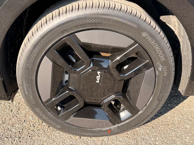 Certified 2024 Kia EV9 GT-Line AWD/4WD image 10