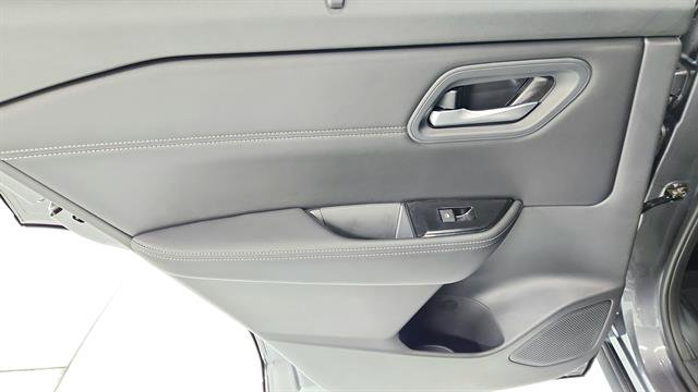 New 2026 Nissan Rogue SV w/ SV Premium Package image 22