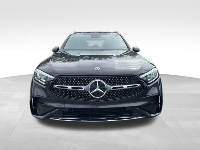 Certified 2025 Mercedes-Benz GLC 300 4MATIC image 9