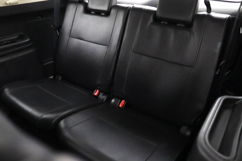 Used 2020 Mitsubishi Outlander SE AWD/4WD image 14