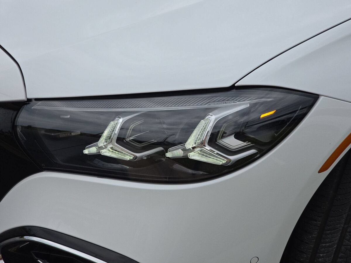 New 2027 Mercedes-Benz S 580 4MATIC Sedan image 30