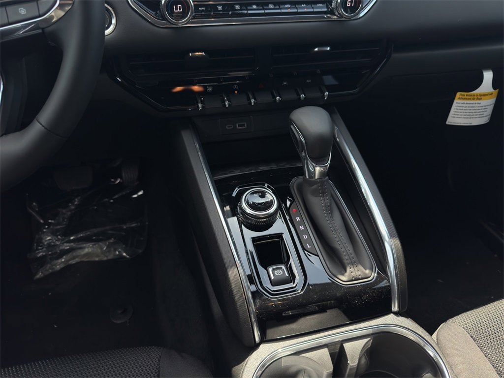 New 2026 GMC Canyon Elevation w/ Convenience Package image 15