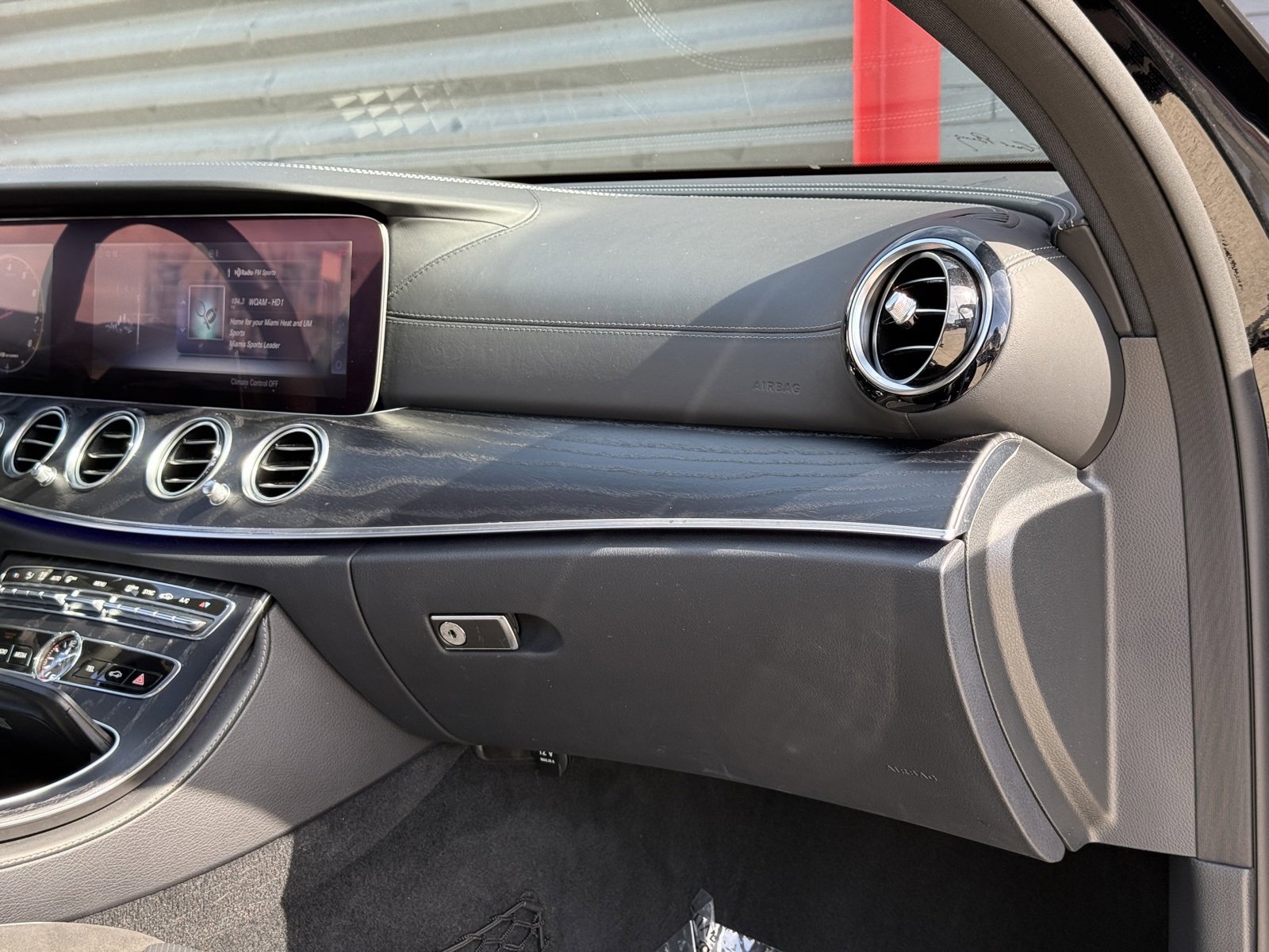 Used 2018 Mercedes-Benz E 63 AMG S image 26