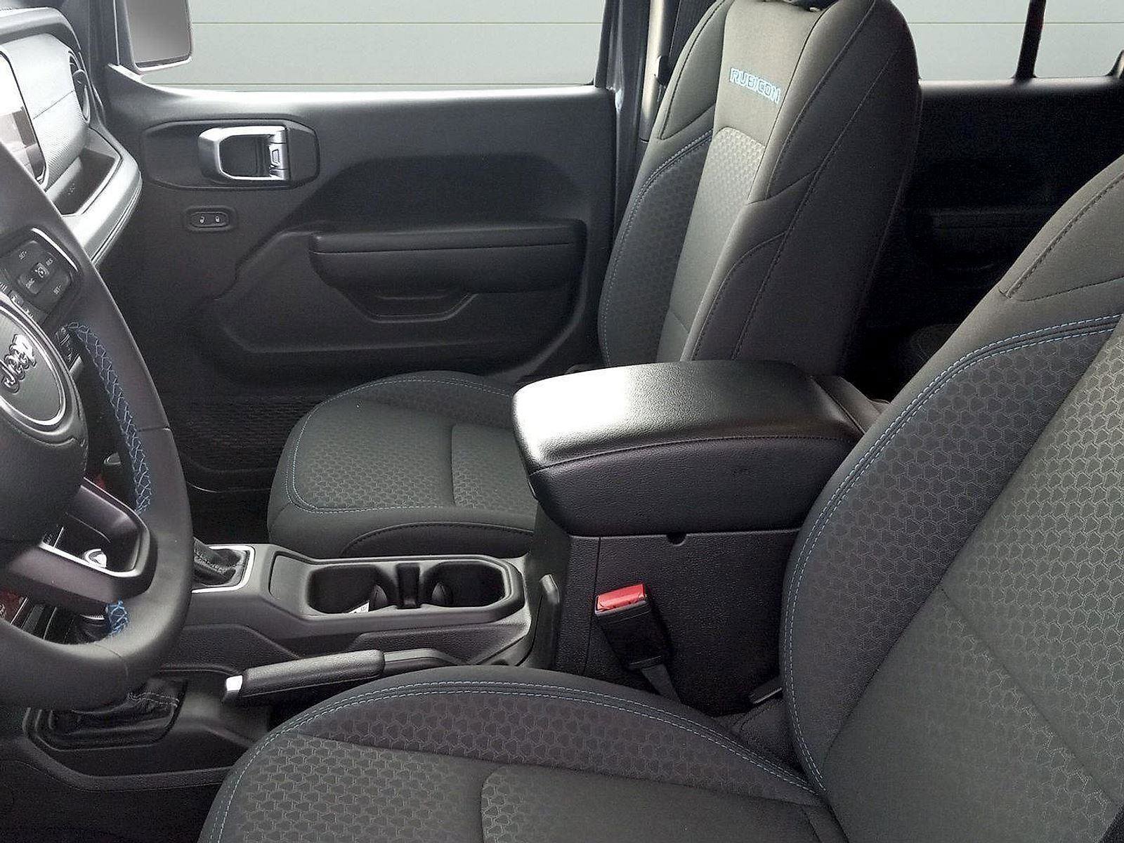 Used 2024 Jeep Wrangler Unlimited Rubicon 4xe image 12