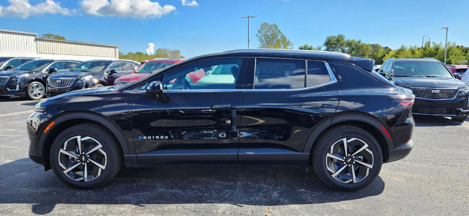 New 2026 Chevrolet Equinox EV LT image 8