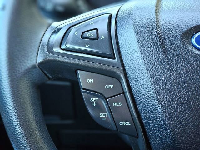 Used 2021 Ford Edge SE image 17