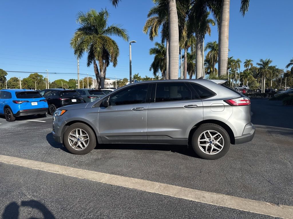 Used 2021 Ford Edge SE image 14