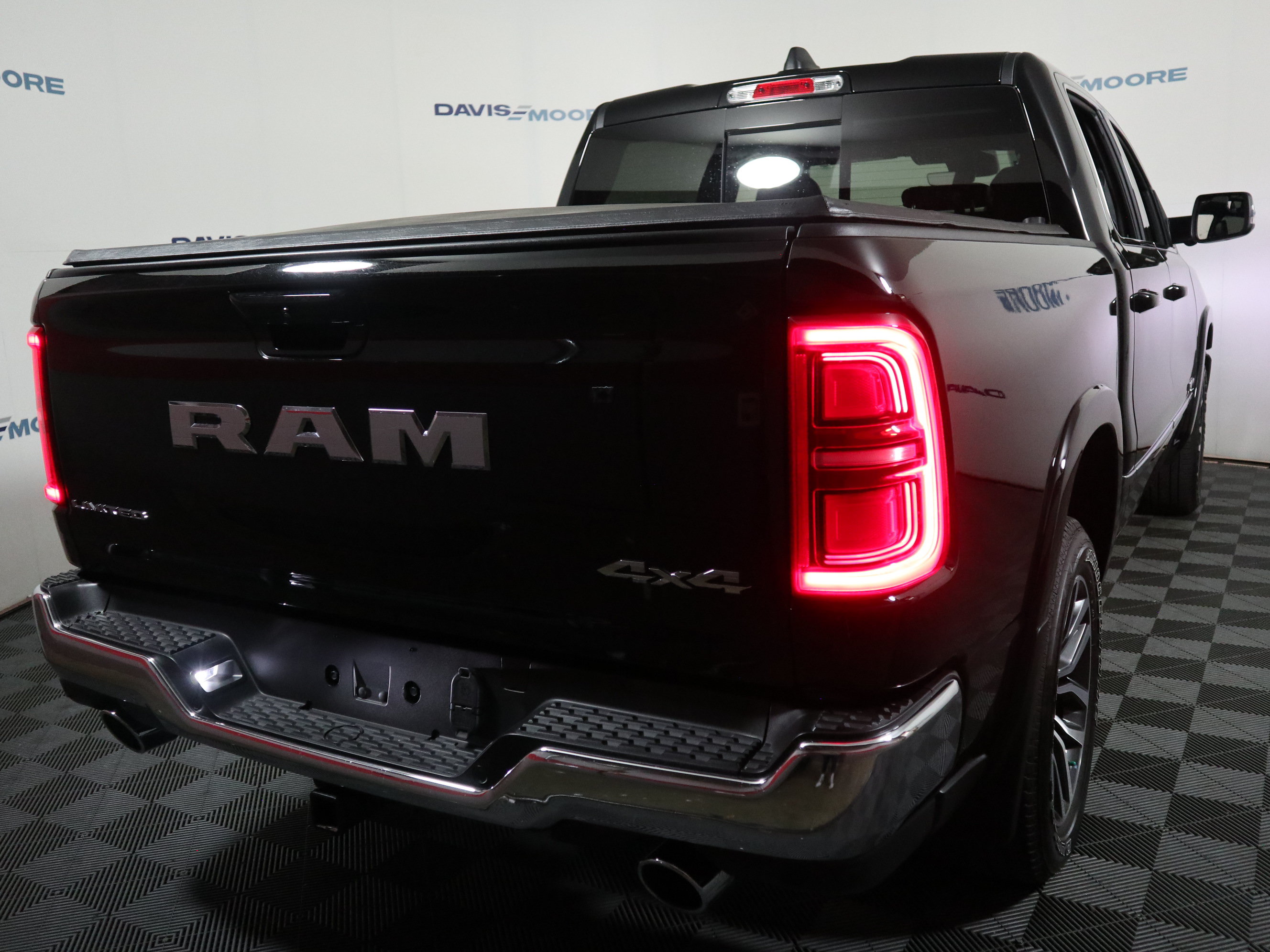 Used 2026 RAM 1500 Limited w/ Bed Utility Group AWD/4WD image 6