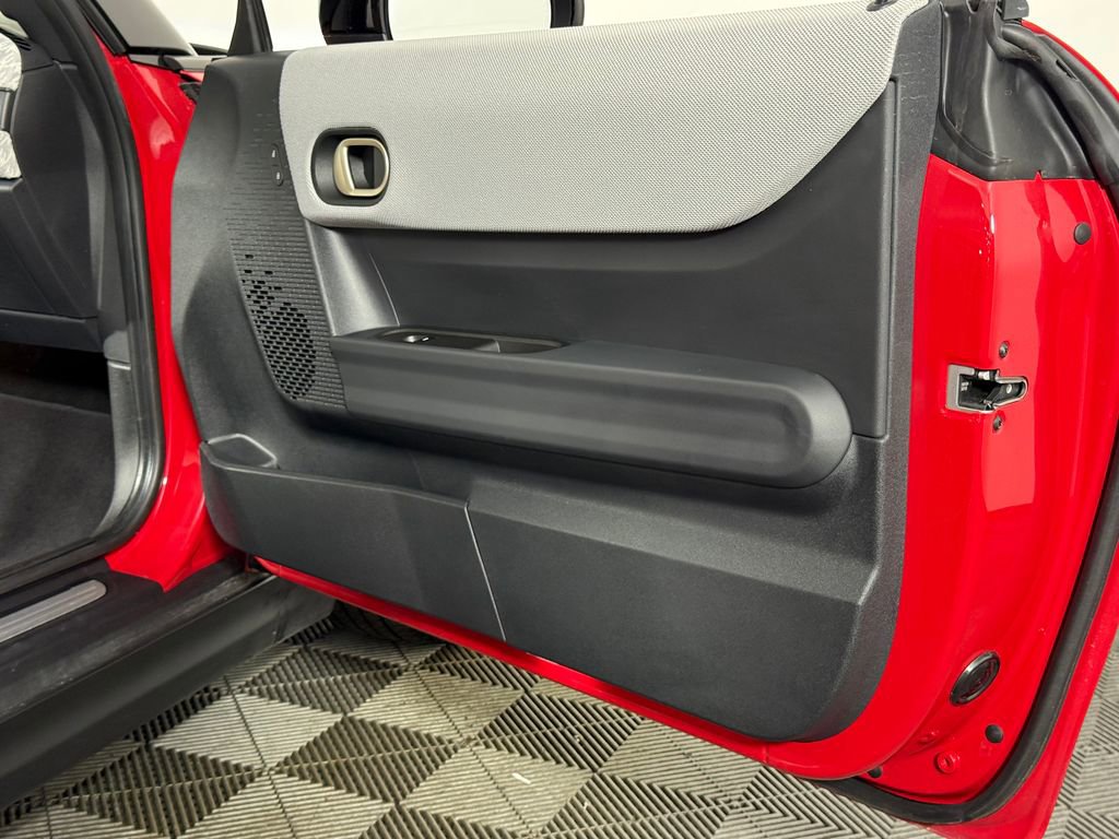 Certified 2025 MINI Cooper S image 23