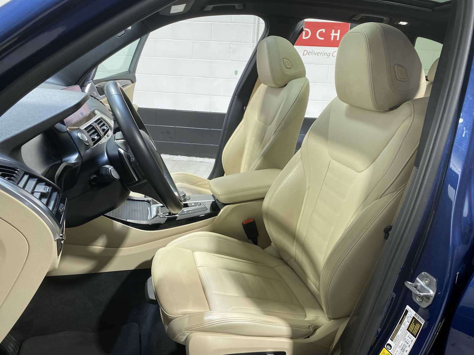 Used 2020 BMW X3 xDrive30i w/ Premium Package image 11