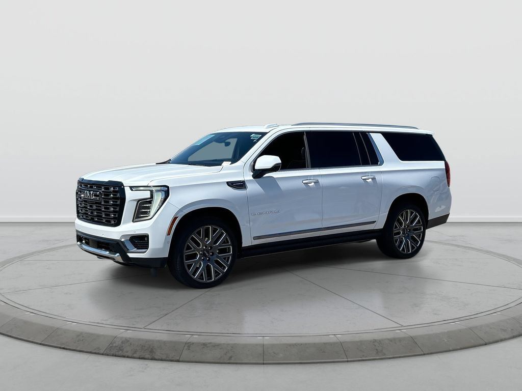 Used 2026 GMC Yukon XL Denali Ultimate AWD/4WD image 4