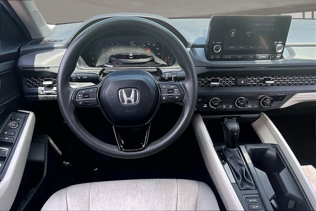 Used 2025 Honda Accord SE image 8