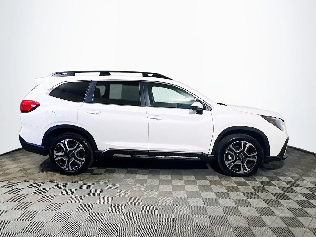 Used 2023 Subaru Ascent Limited AWD/4WD image 8