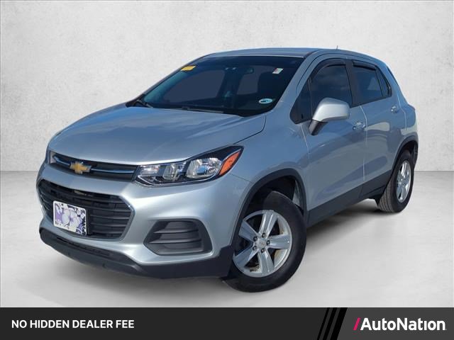 Used 2020 Chevrolet Trax LS w/ Tint and Cruise Package AWD/4WD image 1