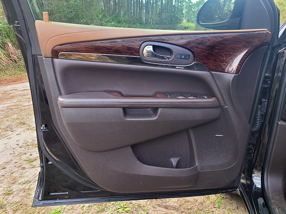 Used 2017 Buick Enclave Premium w/ Experience Buick Package image 27